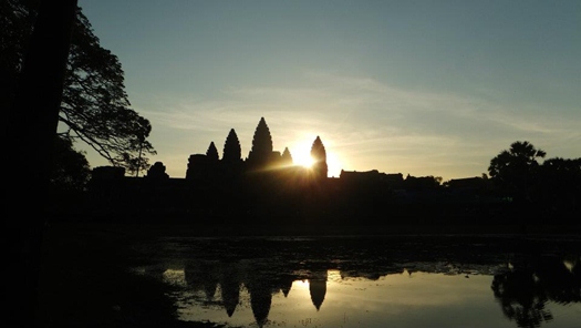 Seeing the sunrise over Angkor Wat